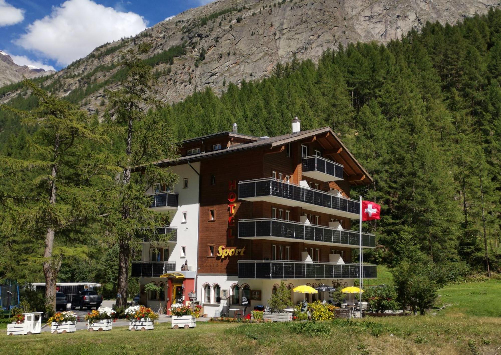 Ski-In/Ski-Out Hotel Sport Saas-Almagell Eksteriør bilde